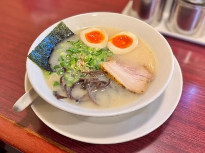 まるきんラーメン 春日店