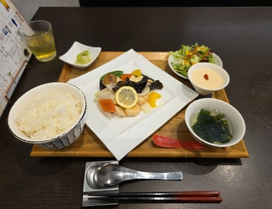 ファンズダイニング ウォック（Fun's Dining WOK）