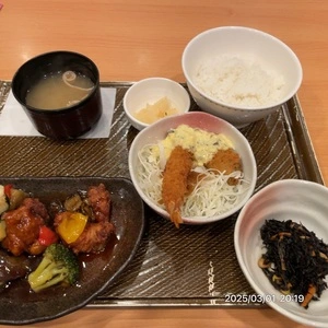 ガスト 戸塚平戸店