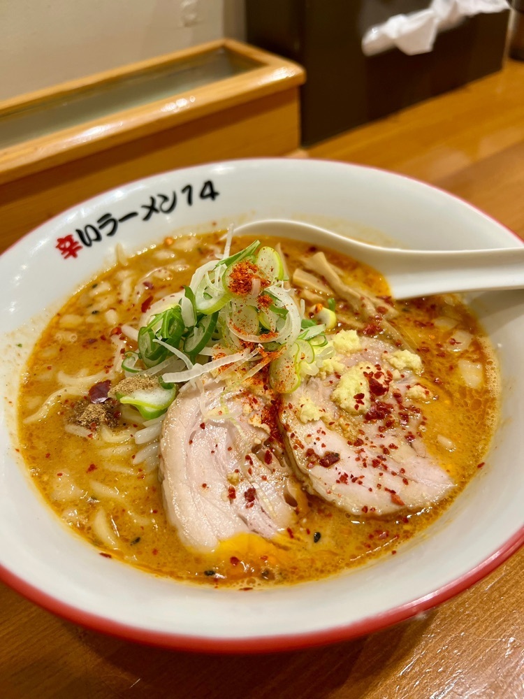 JINmayuさんが投稿した辛いラーメン 14 札幌南口本店に関する口コミの画像