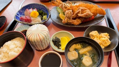 海鮮料理きとら 津名店