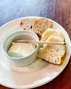 ポコ ア ポコ（poco a poco） 2枚目