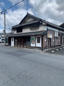 篠山城下町ゲストハウス quolo