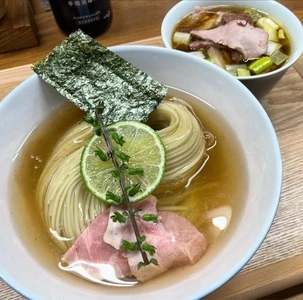 ヨコクラストアハウス（YOKOKURA STOREHOUSE）