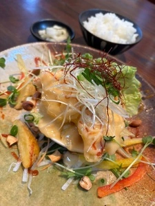 麺ダイニング　じん