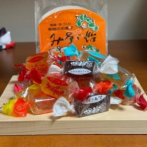 みすゞ飴本舗 飯島商店 上田本店（イイジマショウテン）