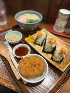 天むすび トンテキ 夏夏（kaka）