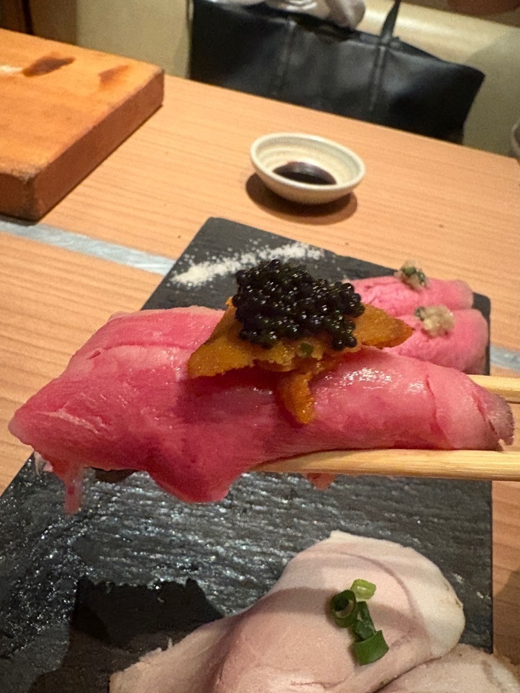 りおん💓さんが投稿した個室 肉寿司と牛タンしゃぶしゃぶ 金肉 名古屋駅前店（KIN-NIKU）に関する口コミの画像