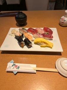 旭鮨総本店 みなとみらい東急スクエア店（アサヒズシソウホンテン）