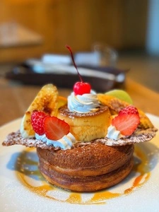 カフェ＆ブックス ビブリオテーク 東京・吉祥寺（café & books bibliotheque【旧店名】タルタート）