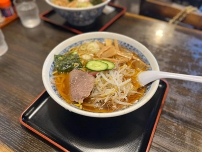 栄屋本店（さかえやほんてん）