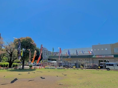 武蔵野新鮮館（ムーちゃん広場）