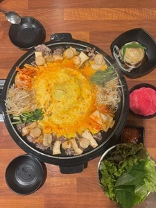 モダン韓食堂