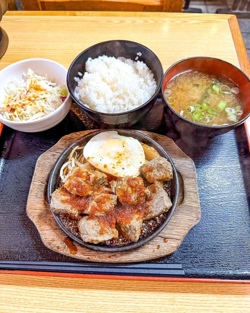 40s_gourmetさんが投稿したかしら焼き＆もつ鍋 金太郎 新宿店に関する口コミの画像