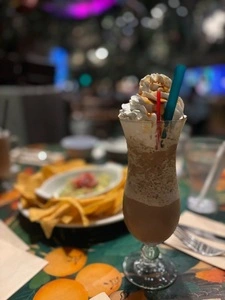 レインフォレストカフェ・トーキョー（Rainforest cafe）