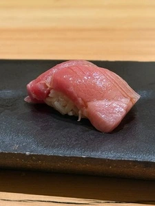 鮨 のべつ