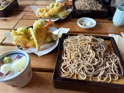 Sajilo Cafe Linden（サジロ カフェ リンデン）