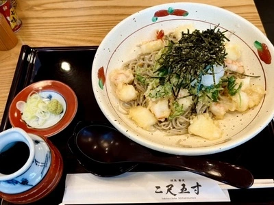 蕎麦前処 二尺五寸 羽田空港国際線店（ソバマエドコロ ニシャクゴスン）