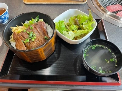 牛匠おがた 駅東店（【旧店名】肉料理おがた）