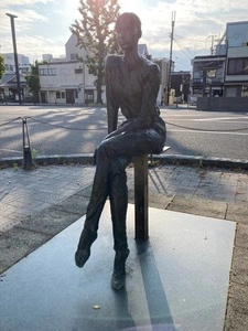 大手前通り東側歩道