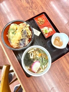 伽羅苑 食事処（きゃらえん しょくじどころ）