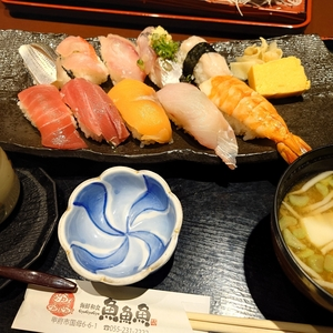 海鮮和食 魚魚魚