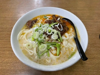 華隆餐館（カリュウサンカン）