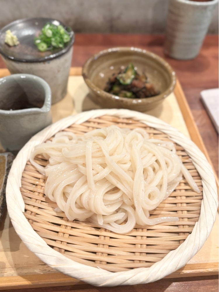 MIMICO関西グルメ手帖さんが投稿した自家製粉石臼挽きうどん 青空blue 本店（アオゾラブルー）に関する口コミの画像