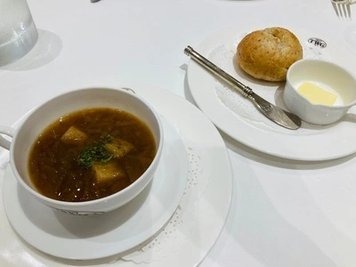 ティーダブリュージー ティー 自由が丘（TWG TEA）