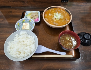 もつ煮屋 日の出 前橋駒形店