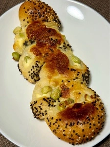 小麦の郷 ライフ下山手店