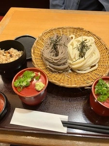 杵屋 なんばOCAT店（きねや）