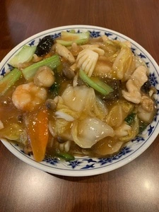 重慶茶樓（ジュウケイサロウ）