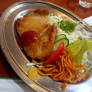 洋食ながおか