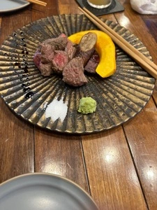 幻の和牛と三崎港直送鮮魚 モルゲン 横浜駅前店
