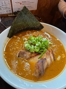 麺倉庫 じだい屋（めんそうこ じだいや）