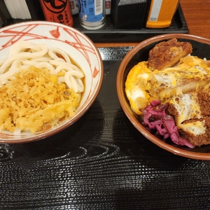 丸亀製麺 長吉長原店