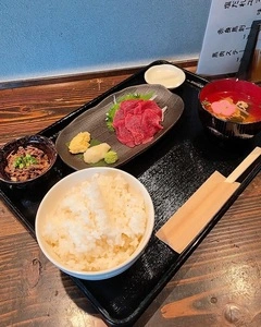 馬肉専門卸問屋 勝馬