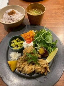 Sta. 麻布台（エスティーエー）