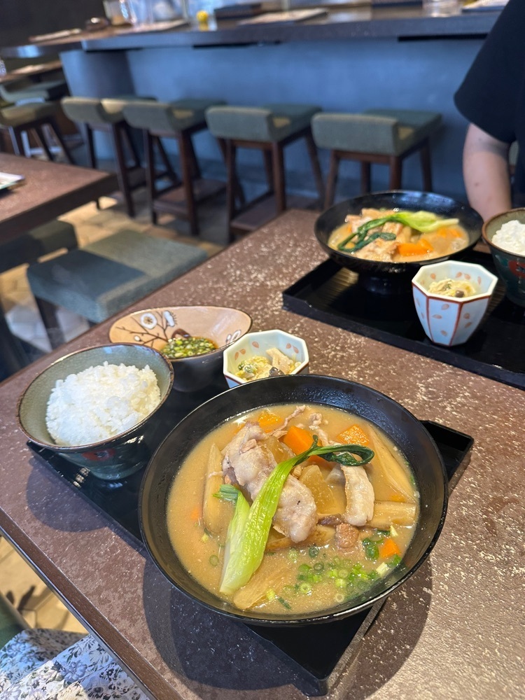 ぴょんたI 東京グルメ・居酒屋さんが投稿した博多おでん自然薯 ちかっぱ堂に関する口コミの画像