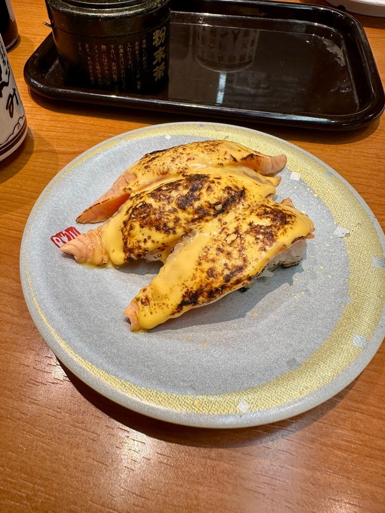 ぴょんたI 東京グルメ・居酒屋さんが投稿したグルメ廻転寿司 　まぐろ問屋　三浦三崎港 恵み 渋谷ヒカリエ店（ぐるめかいてんずしまぐろどんや みうらみさきこうめぐみ）に関する口コミの画像