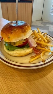 OLU BURGER KYOTO UMEKOJI（オル バーガー キョウト）