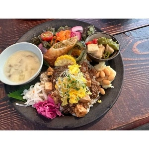 ナンテン（nanten）