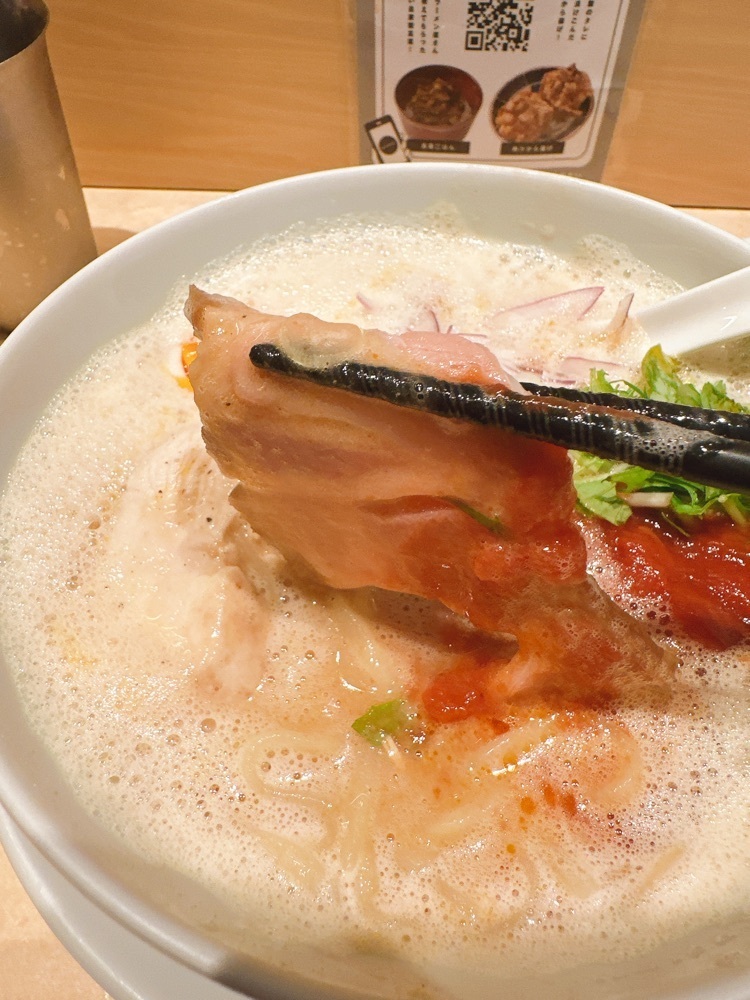stealthさんが投稿した鶏白湯ラーメン ムツキ（MUTSUKI）に関する口コミの画像