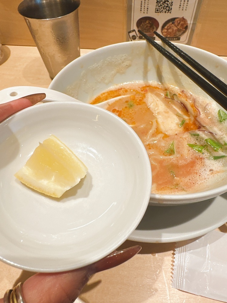 stealthさんが投稿した鶏白湯ラーメン ムツキ（MUTSUKI）に関する口コミの画像