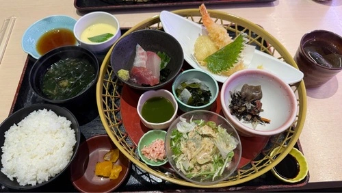 ここも 空港通り店