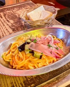 路地裏食堂 マチュナガ