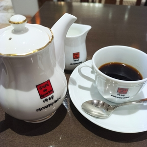 カフェ・ド・銀座みゆき館 アトレ目黒店
