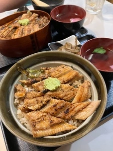 炭焼あなご やま義