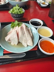 獅天鶏飯
